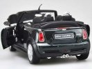 1:18 Scale Red / Dark Green Welly Diecast Mini Cooper S Model