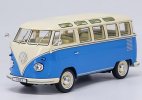 1:18 Scale Red / Blue Diecast 1962 Volkswagen T1 Bus Model