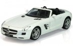 Black / Red / White 1:24 Diecast Mercedes-Benz SLS AMG Cabrio