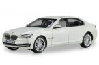 White Kyosho 1:18 Scale Diecast BMW 7 Series Model