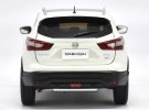 1:18 Scale White 2016 Diecast Nissan Qashqai Model