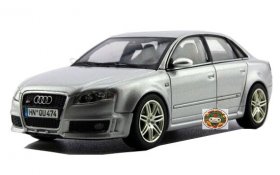 Silver 1:43 Scale Minichamps Diecast Audi RS4 Model