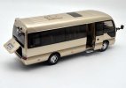 Golden 1:24 Scale Die-Cast Golden Dragon Coaster Bus Model