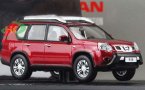 Silver 1:43 Scale Diecast Nissan X-TRAIL Model