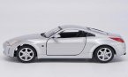 Silver / Blue 1:24 Scale Maisto Diecast Nissan 350Z Model