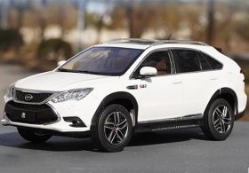 White 1:18 Scale Diecast 2015 BYD Tang SUV Model