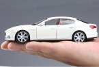 Red / Blue / White 1:32 Kids Diecast Maserati Ghibli Toy