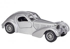 Silver 1:24 Scale Bburago Diecast 1936 Bugatti Atlantic Model