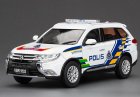 White 1:43 Scale Police Diecast Mitsubishi Outlander SUV Model