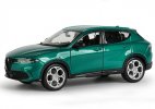 1:24 Scale Red / Green Bburago Diecast Alfa Romeo Tonale Model