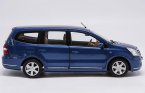 1:18 Scale Red / White / Blue Diecast Nissan Geniss Model