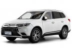 1:18 Scale Red / White Diecast Mitsubishi Outlander Model