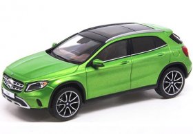 1:43 Scale Green Spark Diecast Mercedes Benz GLA 250 Model