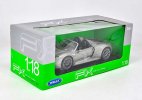 Silver 1:18 Scale Welly Diecast Porsche 918 Spyder Model