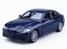 1:24 Bburago Wined Red / Blue Diecast Alfa Romeo Giulia Model