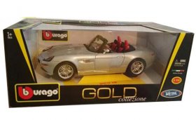 Silver 1:18 Scale Bburago Diecast BMW Z8 Cabriolet Model