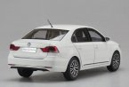 1:18 Scale White / Golden 2017 Diecast VW New Santana Model