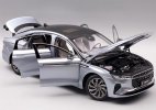 1:18 Scale Blue Diecast 2022 Lincoln Zephyr Car Model