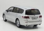 1:18 Scale Silver / Gray Diecast 2009 Honda Odyssey MPV Model