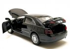 Kids Pull-Back White / Black 1:32 Scale Toyota Camry Toy