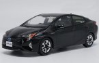 White / Silver / Black 1:30 Diecast Toyota Prius Model