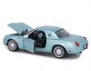 1:24 Scale Maisto Blue Diecast Ford Thunderbird Model