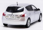 1:18 Scale Silver Diecast Nissan Tiida Model