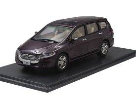 White / Purple / Gray / Silver 1:43 Diecast Honda Odyssey Model