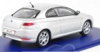 White 1:43 Scale Diecast Alfa Romeo GT Model