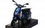 1: 18 Scale Blue / Silver Maisto Vespa 125ET4 1996 Motor Toy