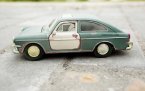 1:24 Scale Army Green Maisto Diecast 1967 VW 1600 Fastback Model