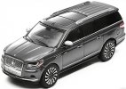1:64 Scale Green /Blue /Gray Diecast Lincoln Navigator SUV Model