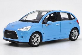 Red / Blue 1:24 Scale Welly Diecast 2010 Citroen C3 Model