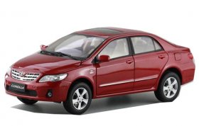 1:18 Scale Red / White Diecast 2012 Toyota Corolla Model