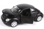 1:25 Scale Maisto Black Diecast VW New Beetle Model