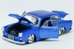 1:24 Red / White / Blue Maisto Diecast 1967 VW 1600 Model