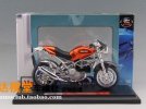 Red MaiSto 1:18 Scale Diecast Ducati Monster S4 Motorcycle