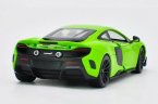 1:24 White / Green / Red Welly Diecast McLaren 675LT Model