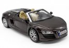 White / Brown 1:24 Scale Maisto Diecast Audi R8 Model