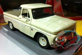 Creamy White 1:24 Diecast Chevrolet C10 Fleetside Pickup Toy