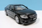 Black / Silver 1:43 Scale Diecast Toyota Camry Model