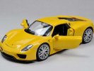 White / Black /Yellow 1:24 Scale Welly Diecast Porsche 918 Model