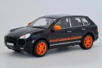 1:18 White / Black Welly Diecast Porsche Cayenne Turbo Model