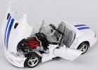 White 1:24 Scale Bburago Diecast Dodge Viper RT /10 Model