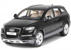 Black / Red / Silver / Gray 1:18 KyoSho Diecast Audi Q7 Model