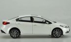 White / Silver 1:18 Scale Diecast Kia K3 Model