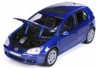 Blue / Black 1:18 Scale Bburago Diecast VW Golf V Model