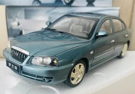 1:18 Scale Diecast 2004 Hyundai Elantra Car Model