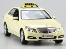 Creamy White 1:18 Scale Maisto Mercedes-Benz E-Class Taxi Model