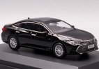 1:43 Scale White / Black Diecast 2019 Toyota Avalon Model